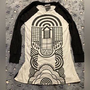 Black and white tunic